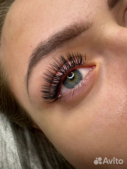Наращивание ресниц модель