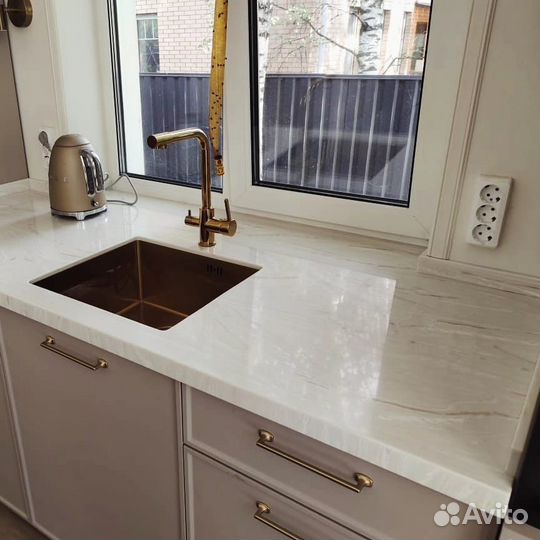 Столешница из искусственного камня под заказ