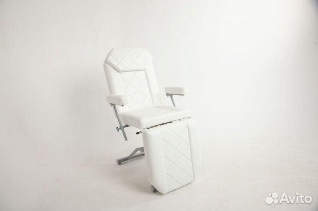 Косметологическое кресло кушетка на гидравлике