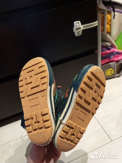 Резиновые сапоги