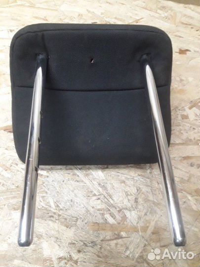 Подголовник задний Skoda Octavia A5 BUD 2011