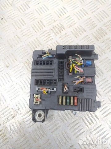 Блок предохранителей Renault Megane 2 2003-2009