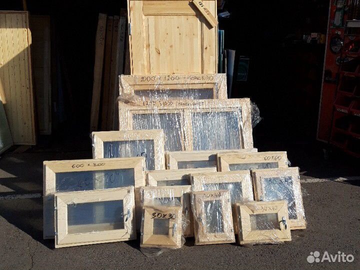 Деревянное окно