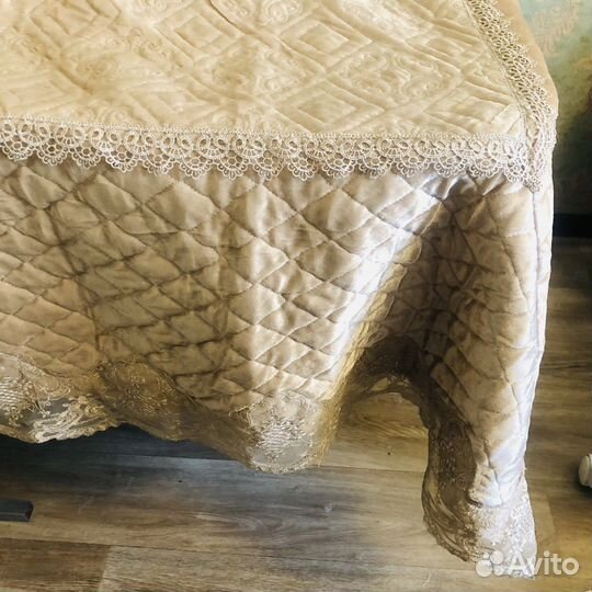 Покрывало на кровать