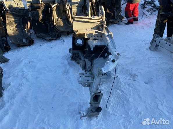 Четверть передняя левая Mitsubishi Outlander 3 GF