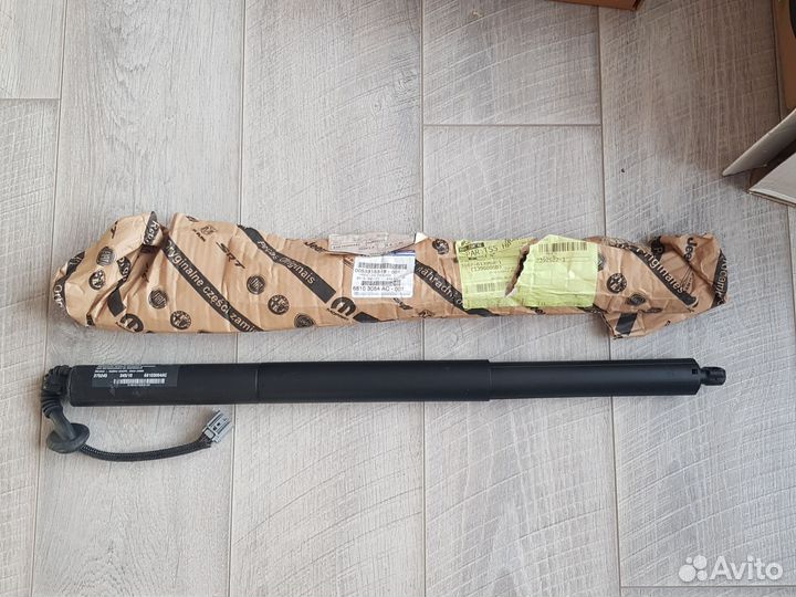 Электропривод крышки багажника Jeep Cherokee 2013