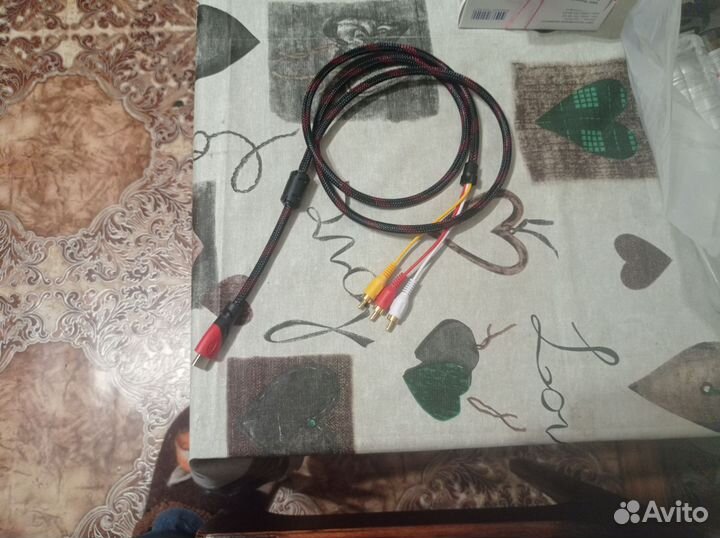 Кабель hdmi на 3 RCA