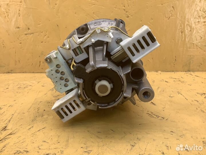 Двигатель мотор Ariston TX85. (1508)