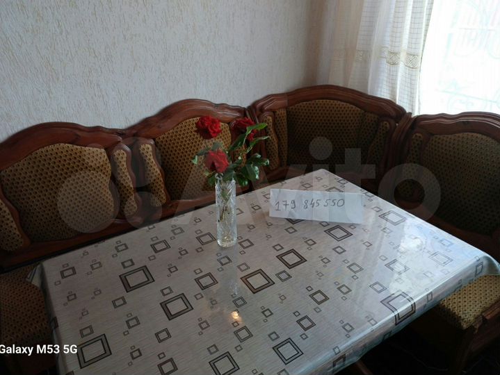 Дом 200 м² на участке 8 сот.