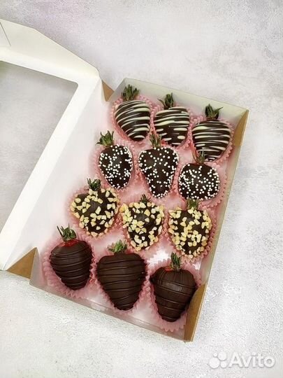 Клубника в темном шоколаде