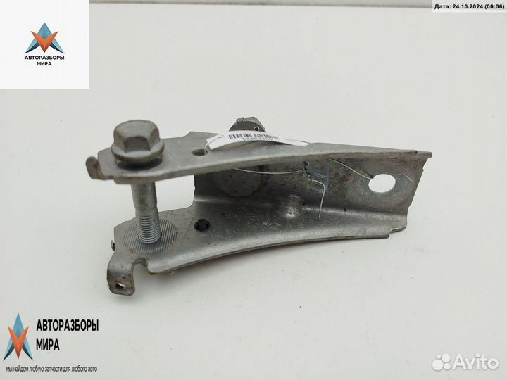 Кронштейн (крепление) BMW 7 F01/F02 рест. 2012