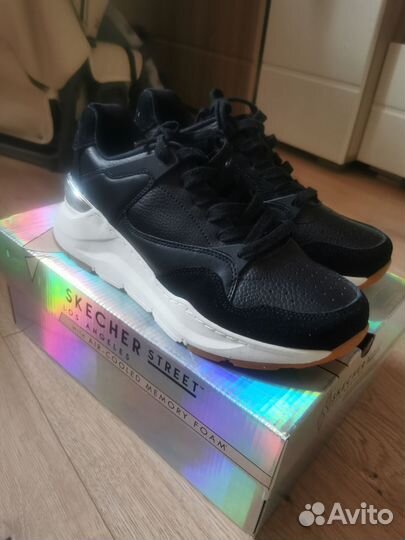 Кроссовки женские skechers новые 40