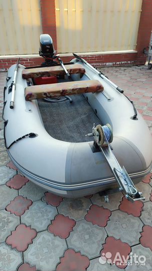Лодка Пилот 330 нднд + мотор Тохатсу 9,8 В