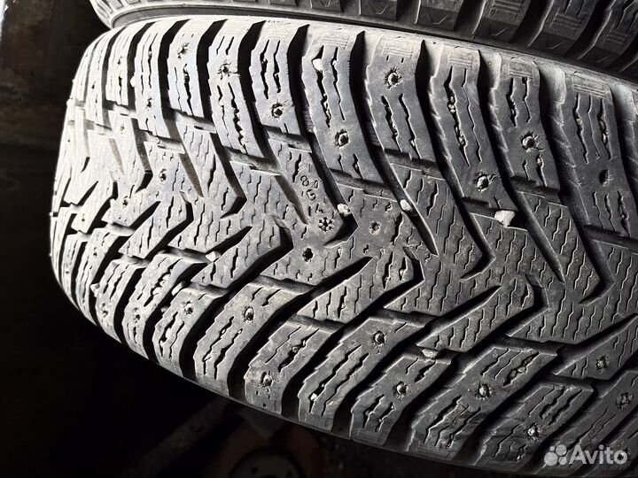 Nokian Tyres Hakkapeliitta 8 SUV 225/60 R17 103V