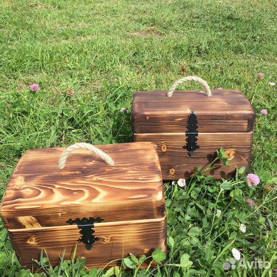 Сундук деревянный