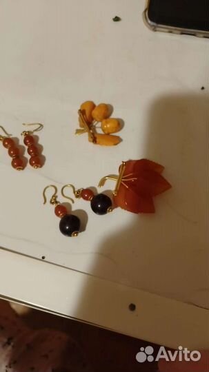 Брошь янтарь СССР