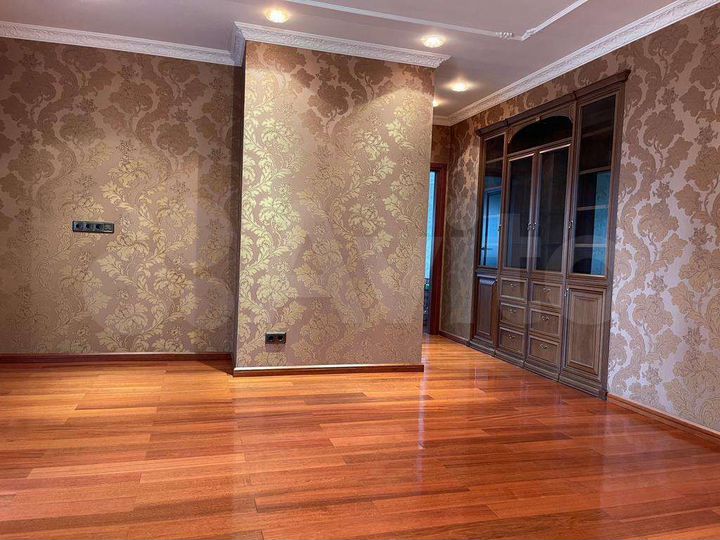 3-к. квартира, 88 м², 5/17 эт.