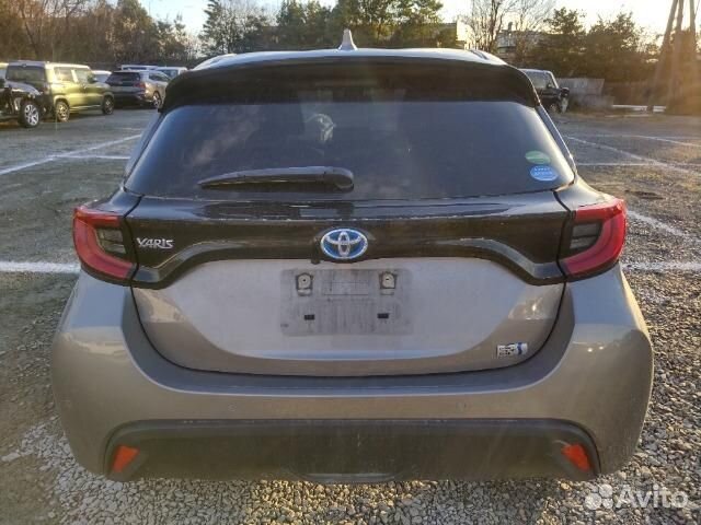 Блок управления топливным насосом Toyota Yaris