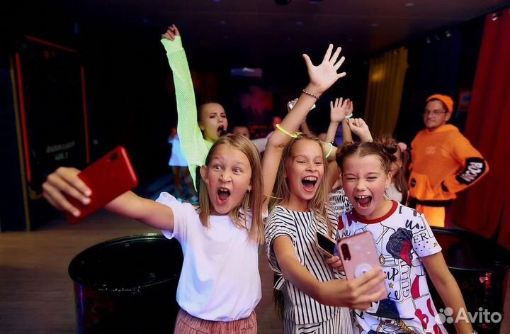 Детский аниматор для взрослого праздника