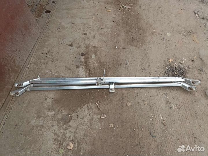 Релинги на крыши ваз 2104