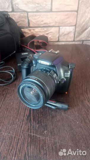 Canon eos 1100d