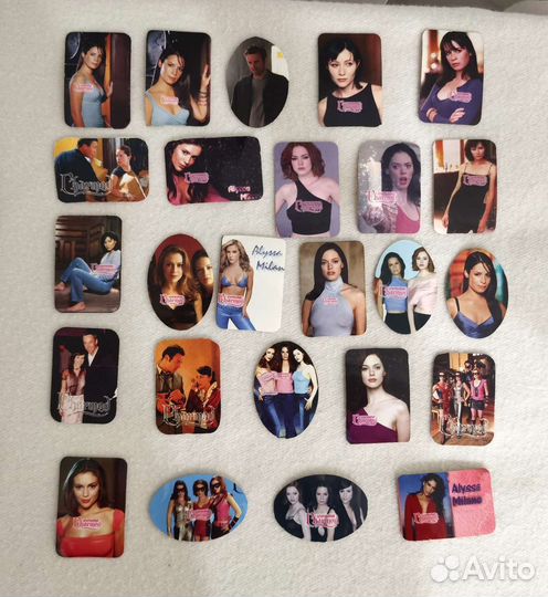 Наклейки Зачарованные