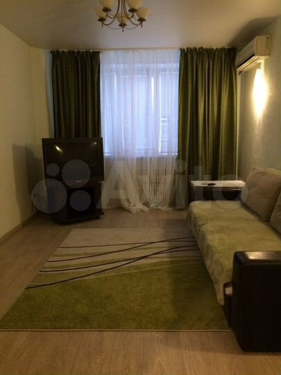 2-к. квартира, 50 м², 4/9 эт.