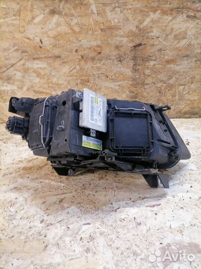 Фара левая Audi Q5 8R ксенон