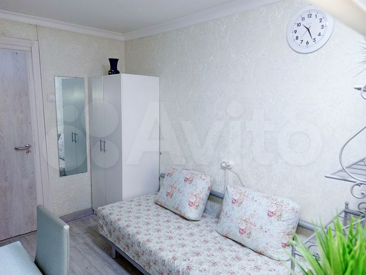 Комната 13 м² в 6-к., 1/5 эт.