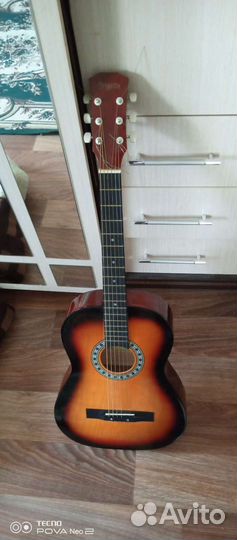Акустическая гитара