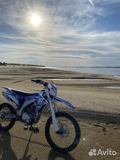 Продам Кросик