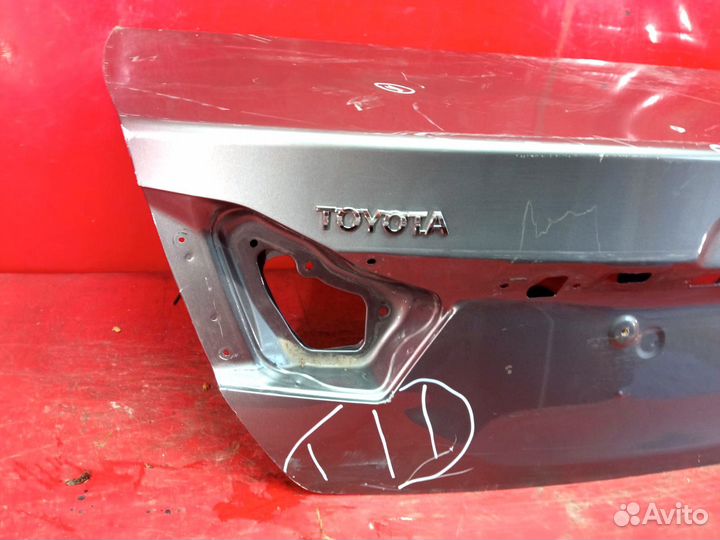 Крышка багажника Toyota Camry 50 55 2011-2018