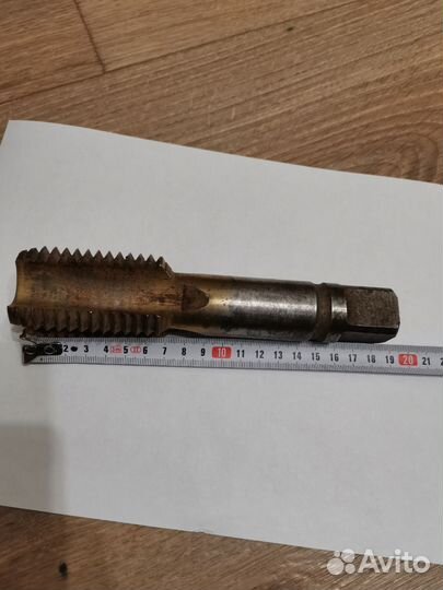 Метчик токарный