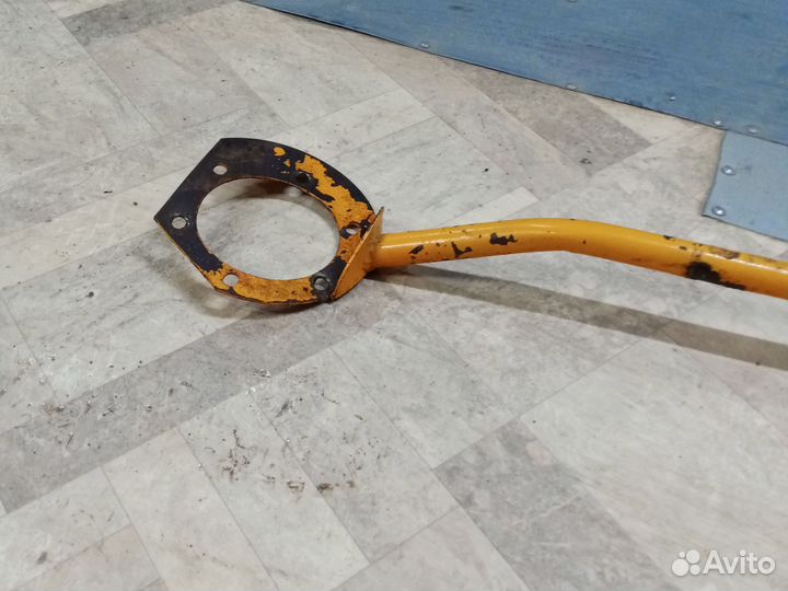 Распорка стоек