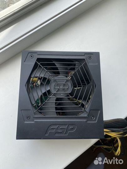 Блок питания fsp 550w