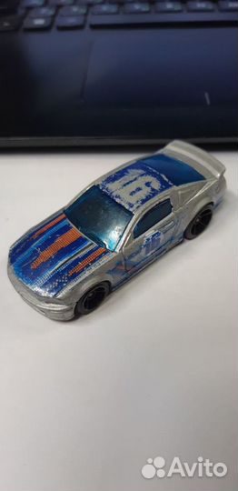 Модель Hot Wheels б/у ‘07 Ford Mustang. -2016