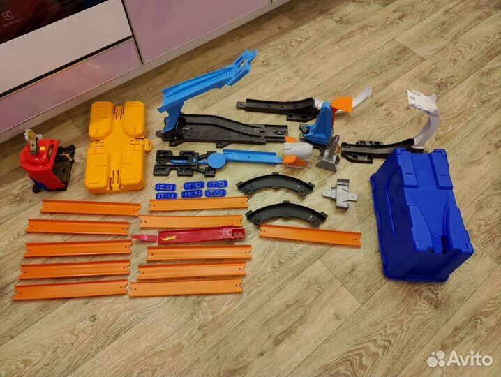 Гоночный трек hot wheels