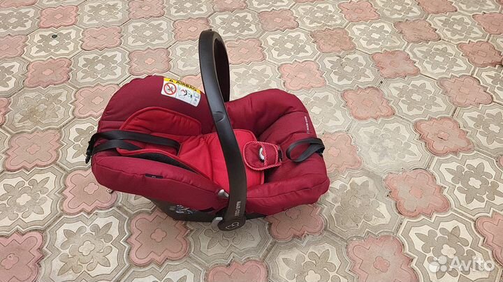 Детское автокресло от 0 maxi cosi