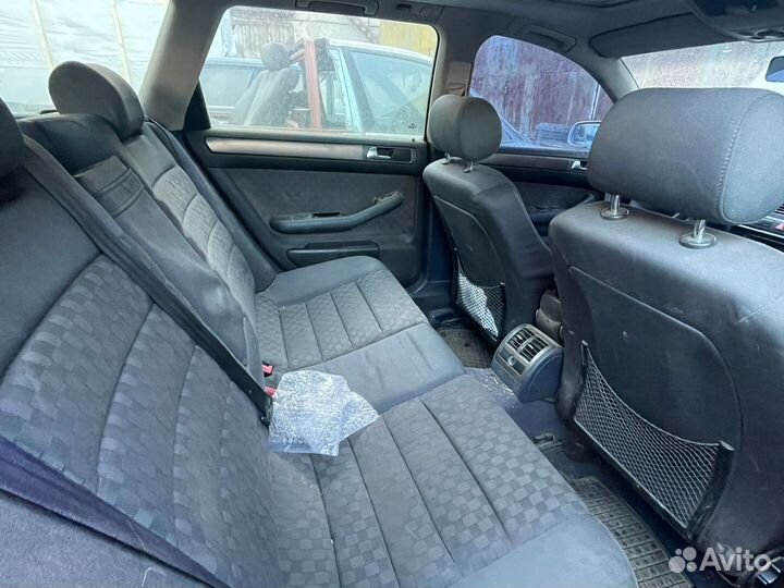 Audi A6 2.5 МТ, 1999, битый, 11 111 км
