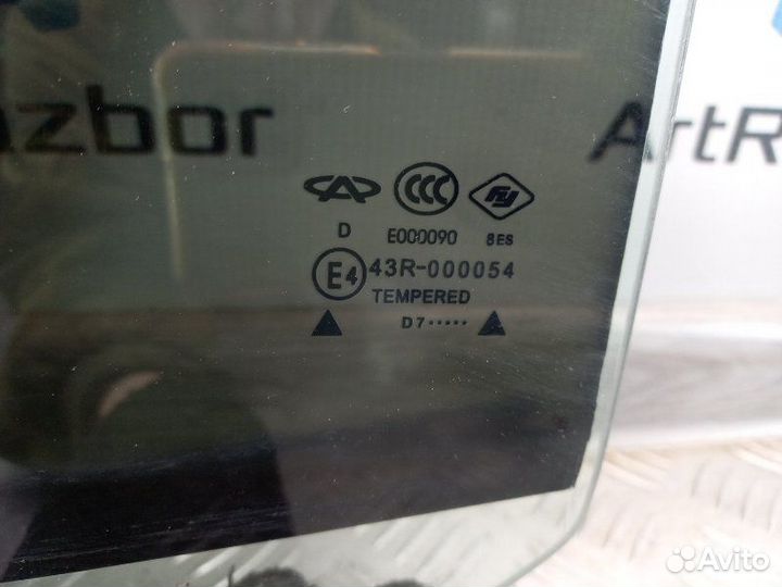 Стекло двери задней левой Chery Tiggo 1 T11 2.4