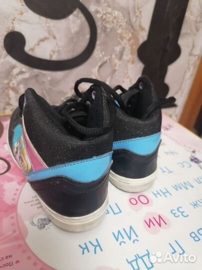 Ботинки для девочки