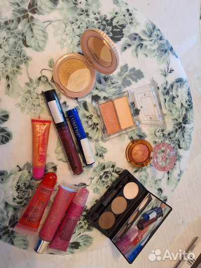 Набор косметики декоративной