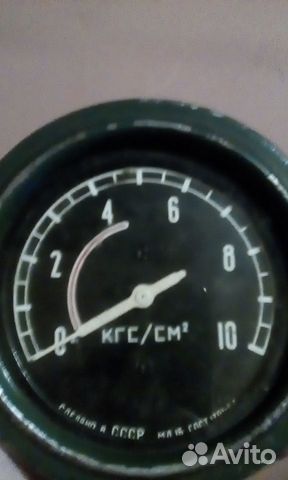 Указатель-манометр,давления масла