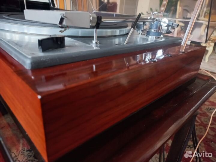 Проигрыватель винила Lenco l75