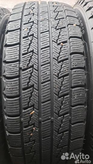 Nexen Winguard Ice 215/60 R17