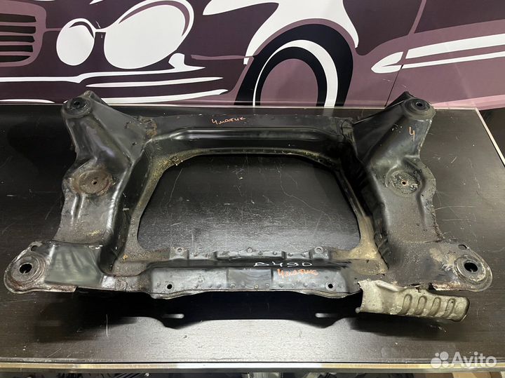 Передний подрамник w211 e350 4matic