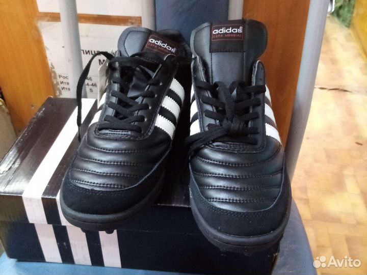 Бутсы сороконожки Mundial team