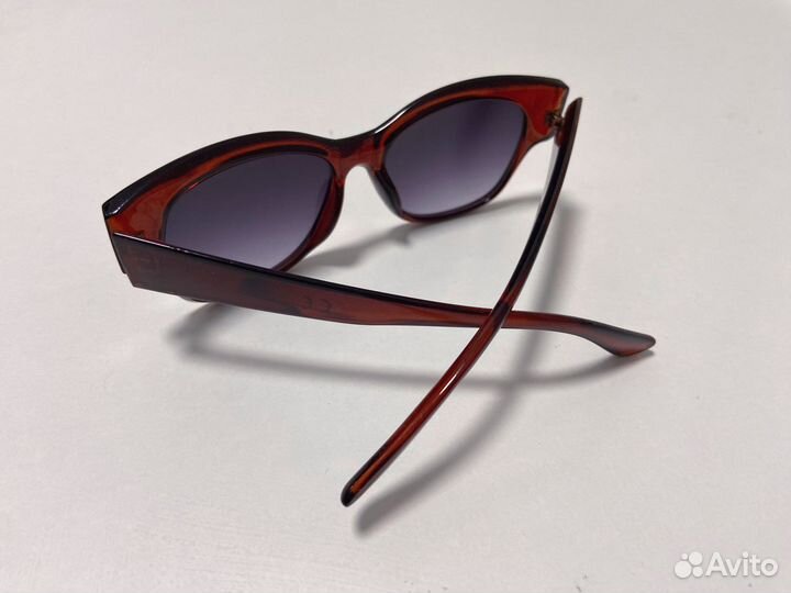 Солнцезащитные очки