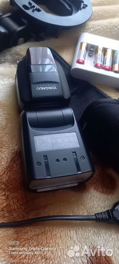 Зеркальный фотоаппарат canon 200d