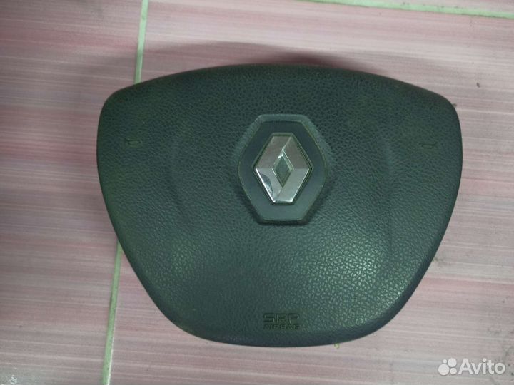 Подушка безопасности в руль Renault Logan 2